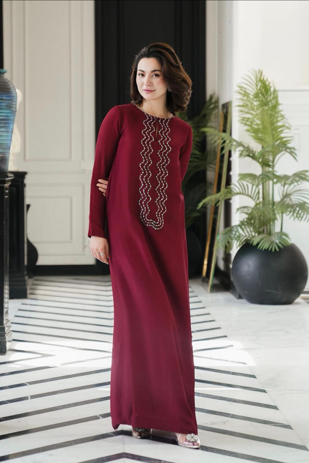 Hania Amir Inspired Shamoz Silk Dress 🌹 | Handmade Gala, Kundan Work Net Dupatta & Plain Trouser