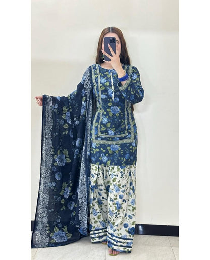 - Premium quality *SELF* swiss  jacquard lilen fabric digital printed shirt and Digital printed trouzer
- chiffon digital printed dupatta
3pc unstitched suit 👗
